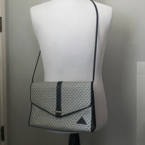 Vintage Liz Claiborne shoulder bag - Picture 5 of 5